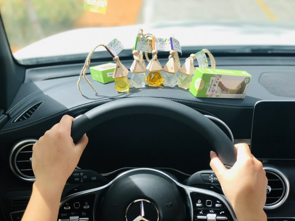 Gia công tinh dầu treo xe từ ý tưởng đến thực tế sản phẩm hoàn hảo